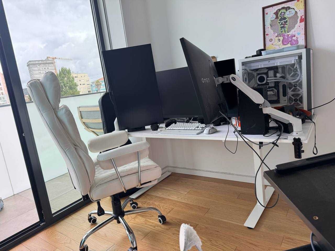 TROTTEN desk (Ikea) 160*80cm