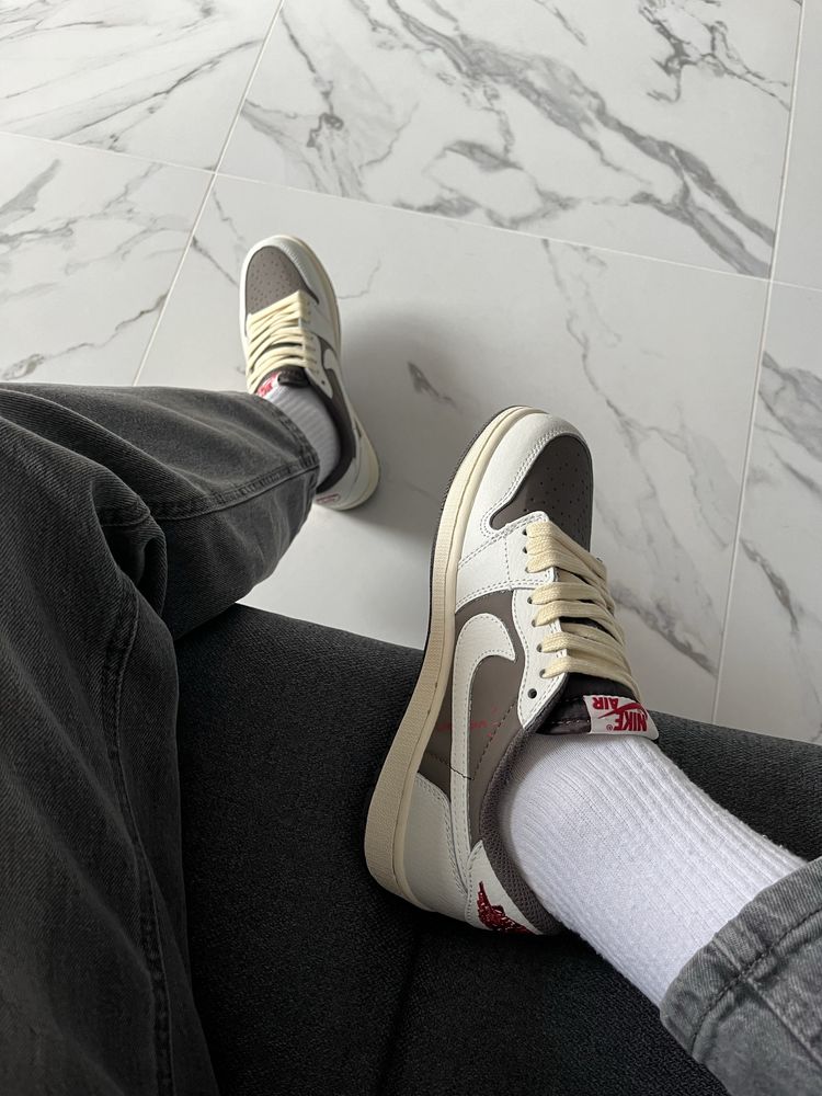 Jordan 1 Low OG SP Travis Scott Reverse Mocha