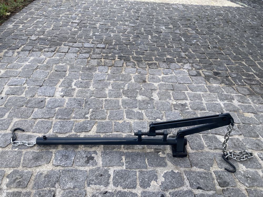 Ferramenta para sacar braços de suspensão