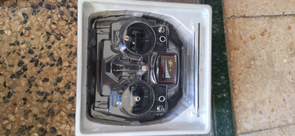 RC Carro e RC Helicóptero