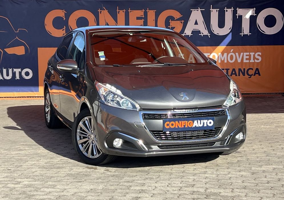 Peugeot 208 1.2 PureTech Signature