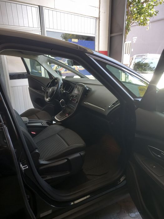 Renault  Grand Scenic  7 lugares