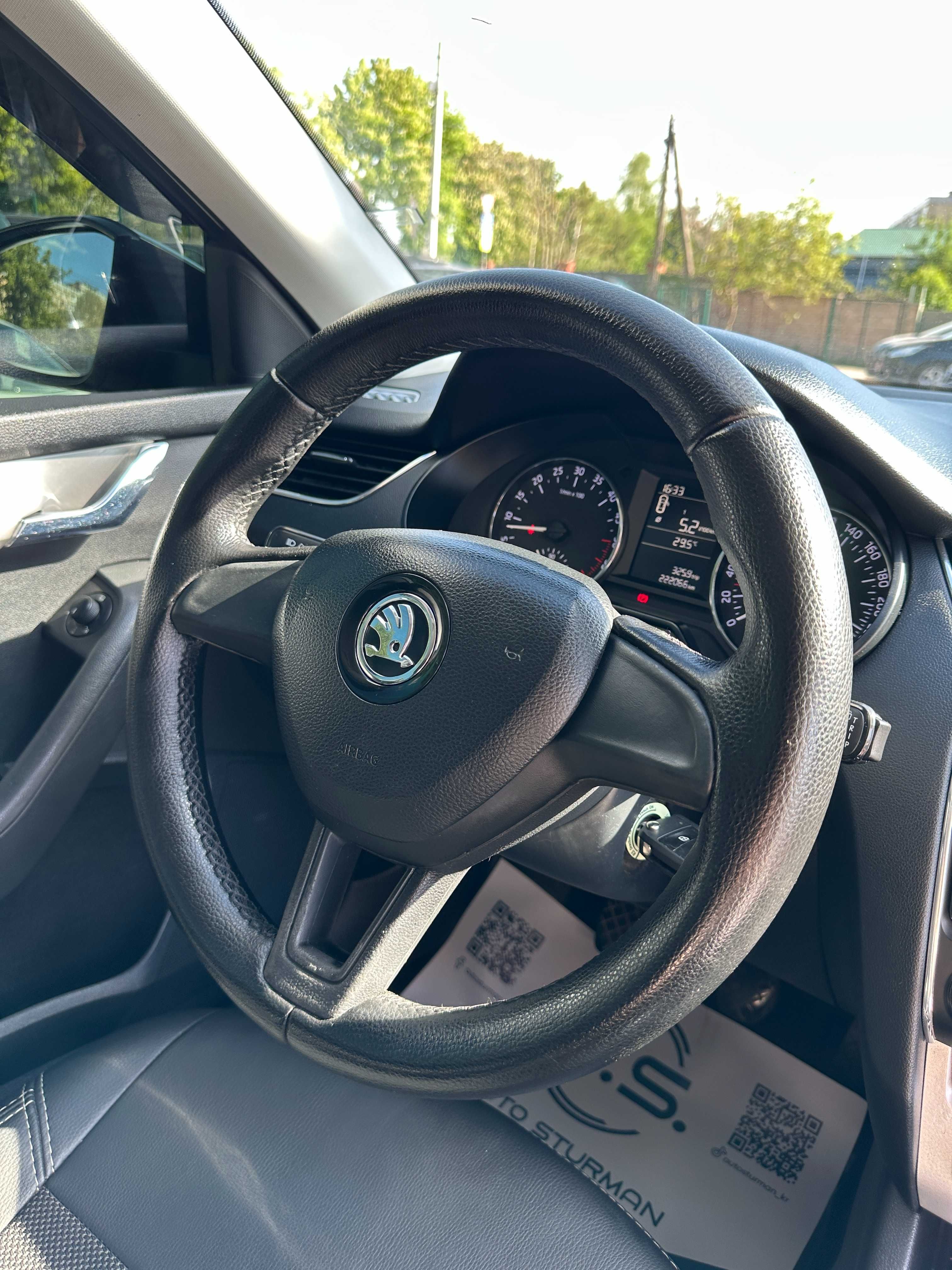 Продам Skoda Octavia A7 2016 рік можлива розстрочка,кредит,обмін!