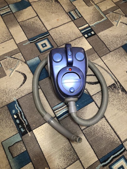 Продам пылесос ровента