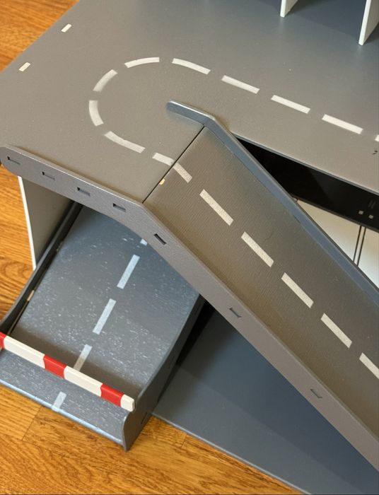 Гараж трек для модельок машин