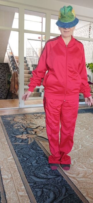 Спортивный костюм