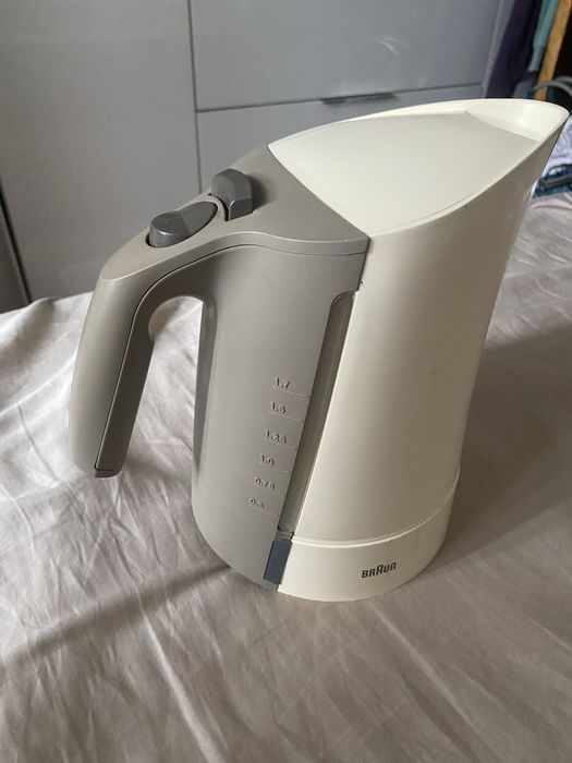 Чайник Braun WK210(колір молочний)