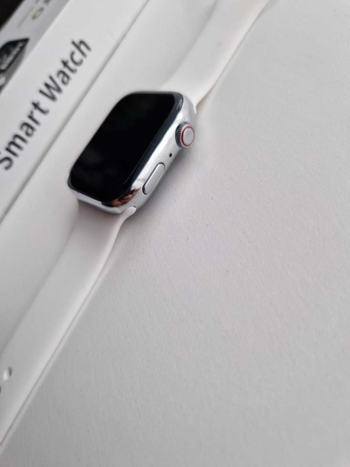 Smartwatch biały nowy