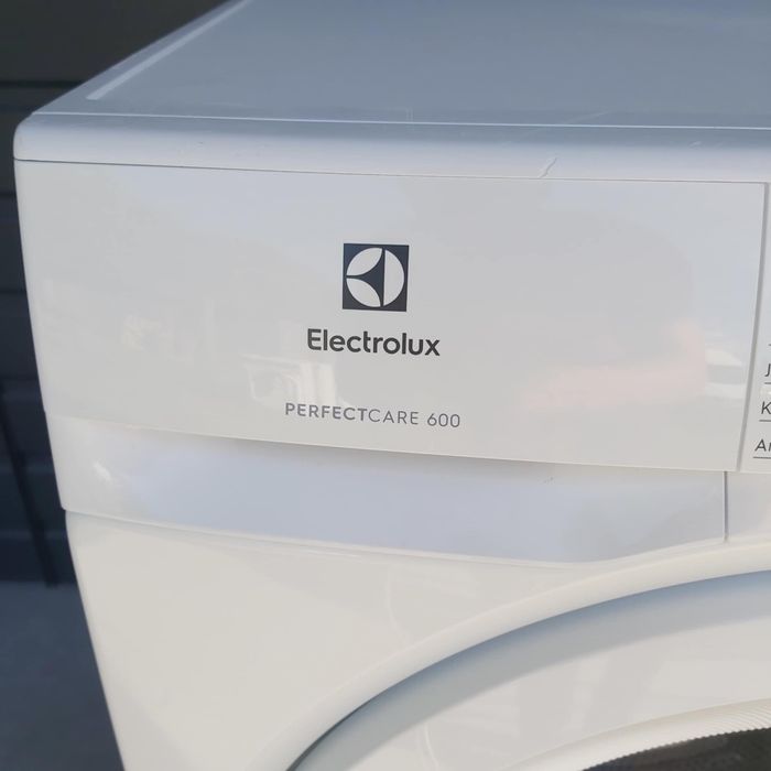 Pralka Electrolux 8kg. 1200obr.