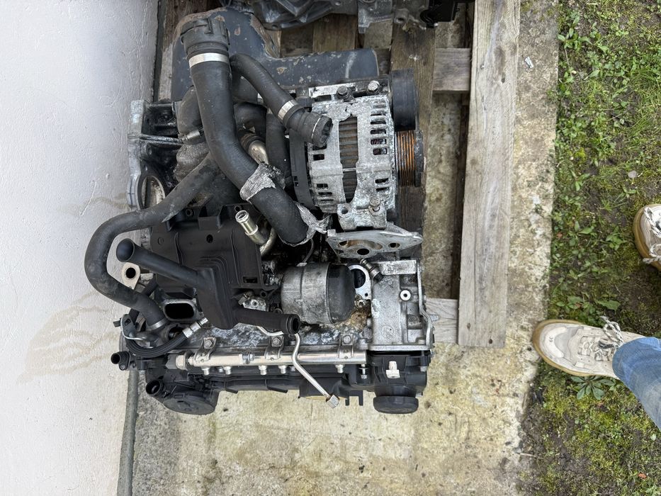 Sprzedam dwa kompletne silniki