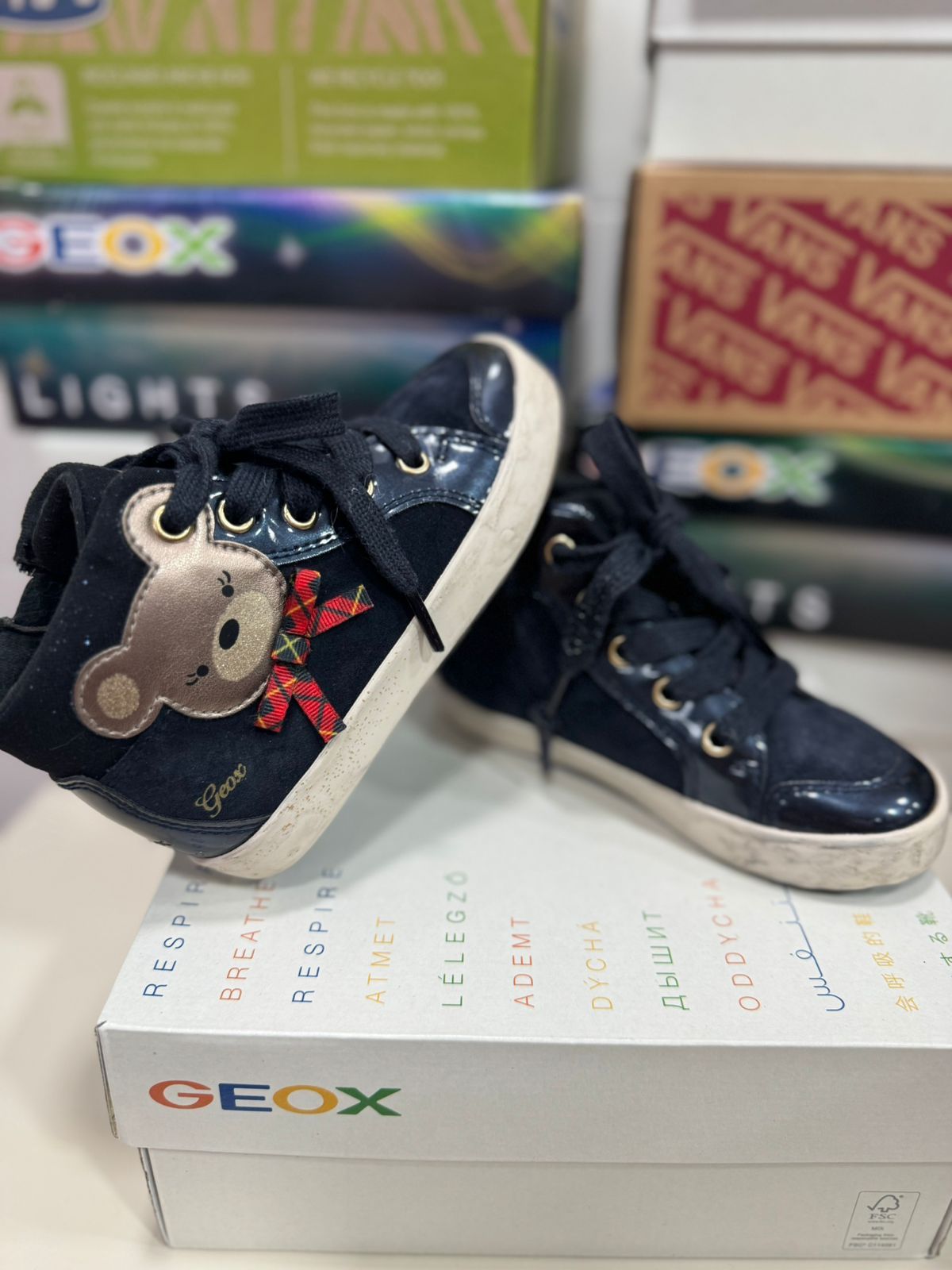 Sapatos Geox menina 25
