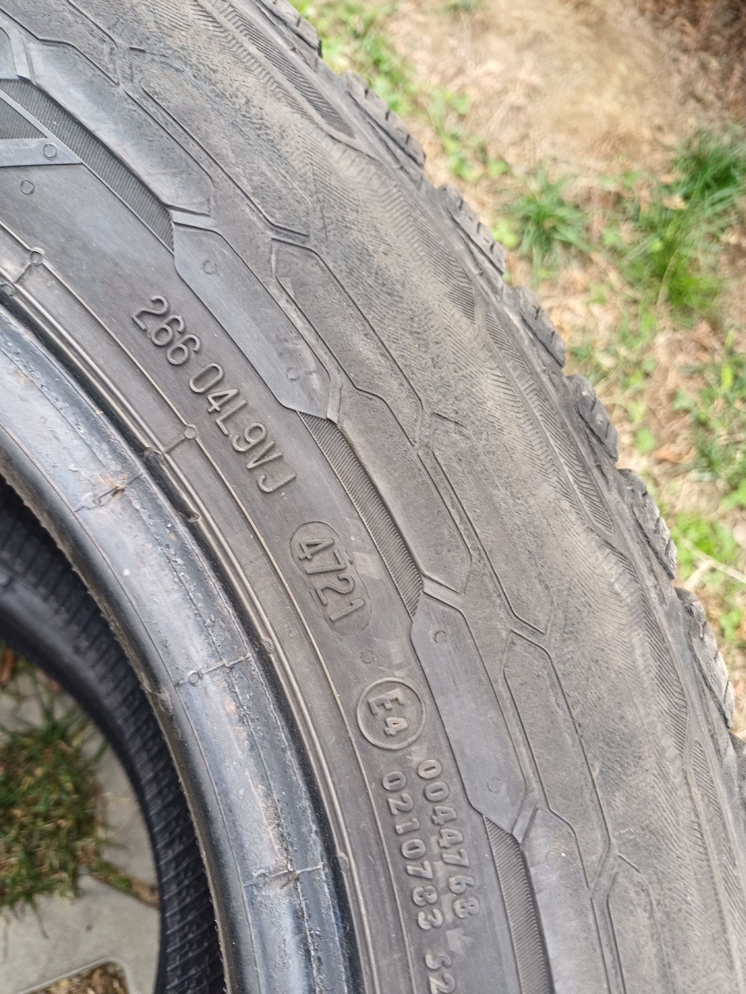 2 opony zimowe 215/65r16c UNIROYAL 2021r 6mm