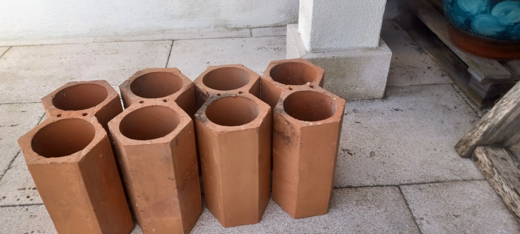 4 peças para arrumar garrafas .