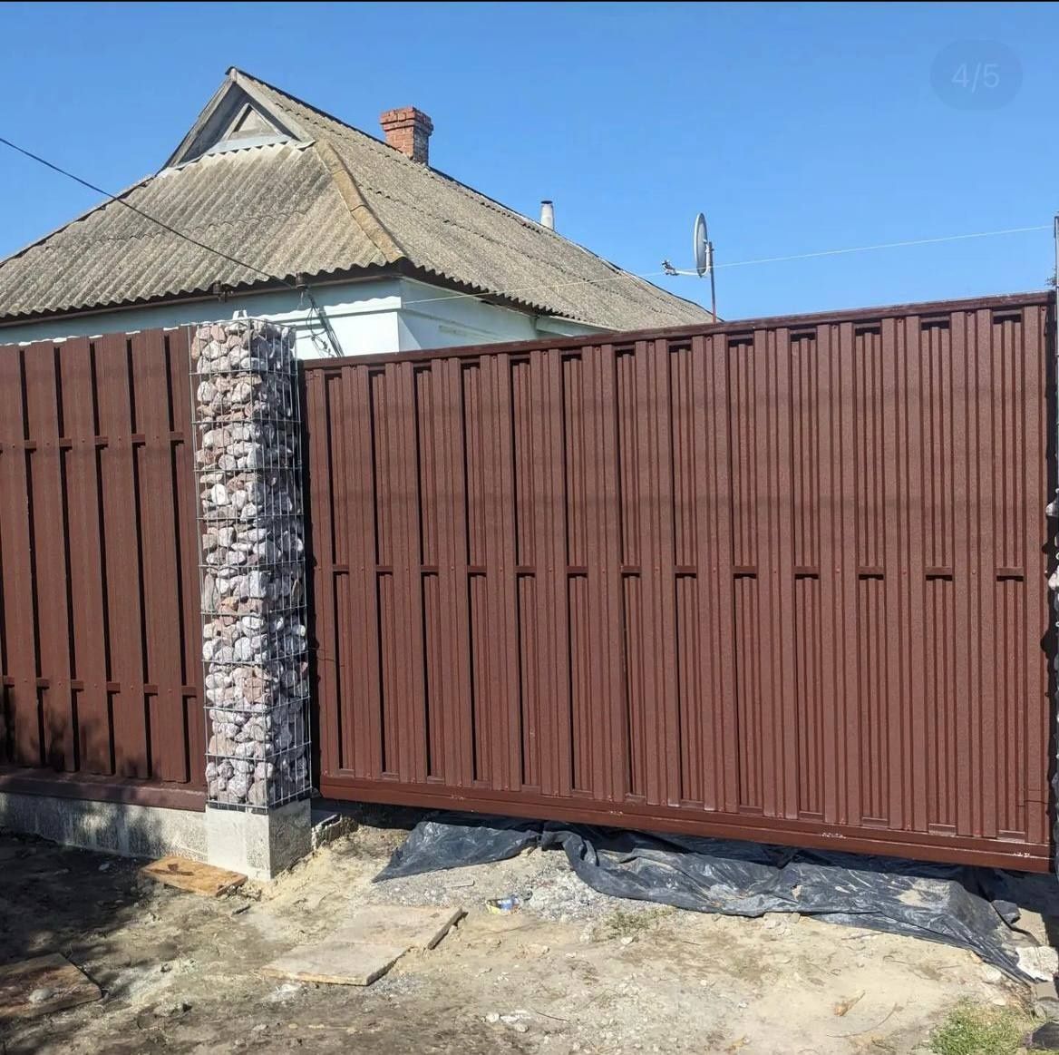 Великий асортимент виробів з металу
