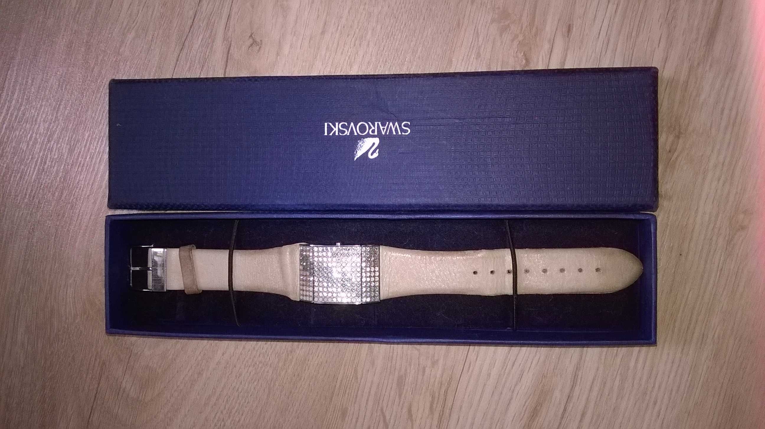 Часи SWAROVSKI оригінал, 198 камнів