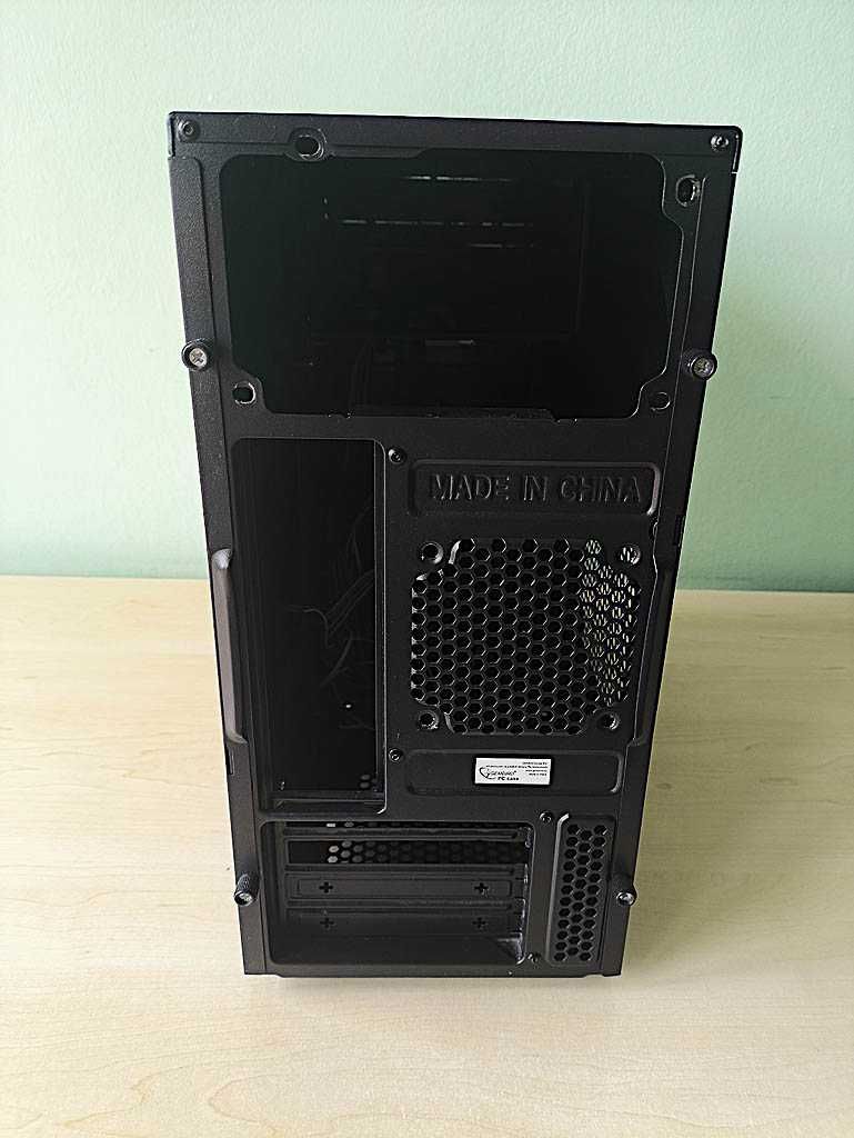 Obudowa do komputera mATX Gembird Fornax 200