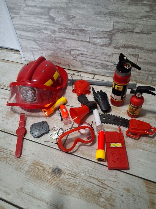Продам дитячий набір пожежного рятівника