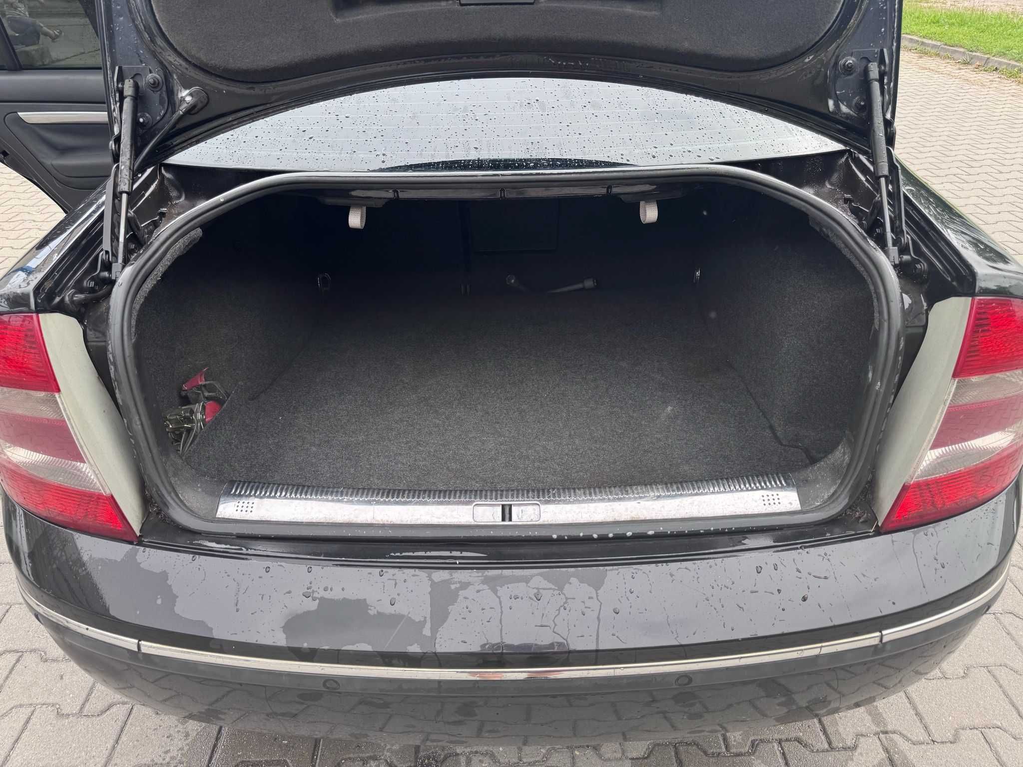 Skoda SuperB 2007r 2.0 TDI