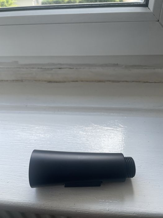 Sluchawka do bateri z wyciaganą wylewką