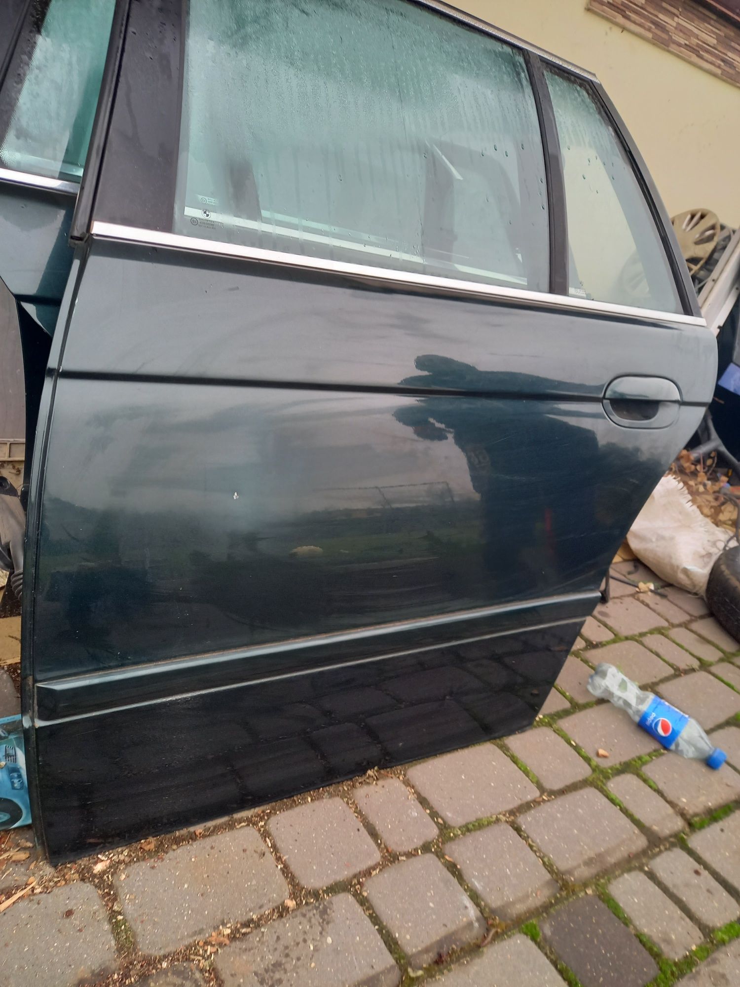 Drzwi tylne lewe bmw e39 lift touring zielone kompletne