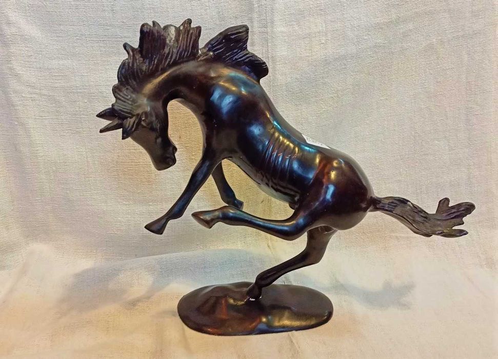 Estatueta Unicórnio Metal