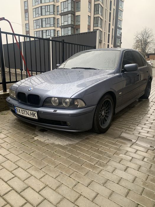 Bmw E39 не фарбована