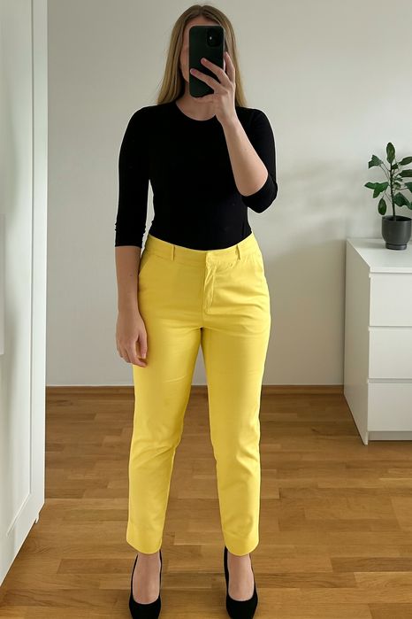 Żółte cygaretki – klasyka w letnim wydaniu Reserved r. 40