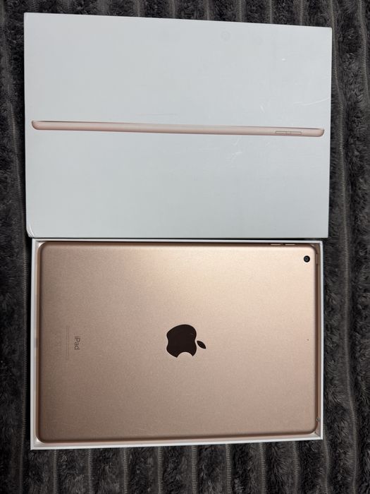 ipad 8 128 GB rose gold + Apple Pencil