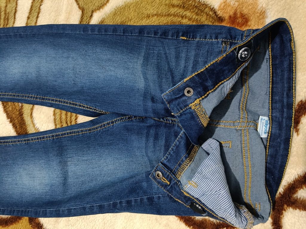 Sprzedam spodnie dżinsowe firmy Mayoral rozmiar 110 (5)
