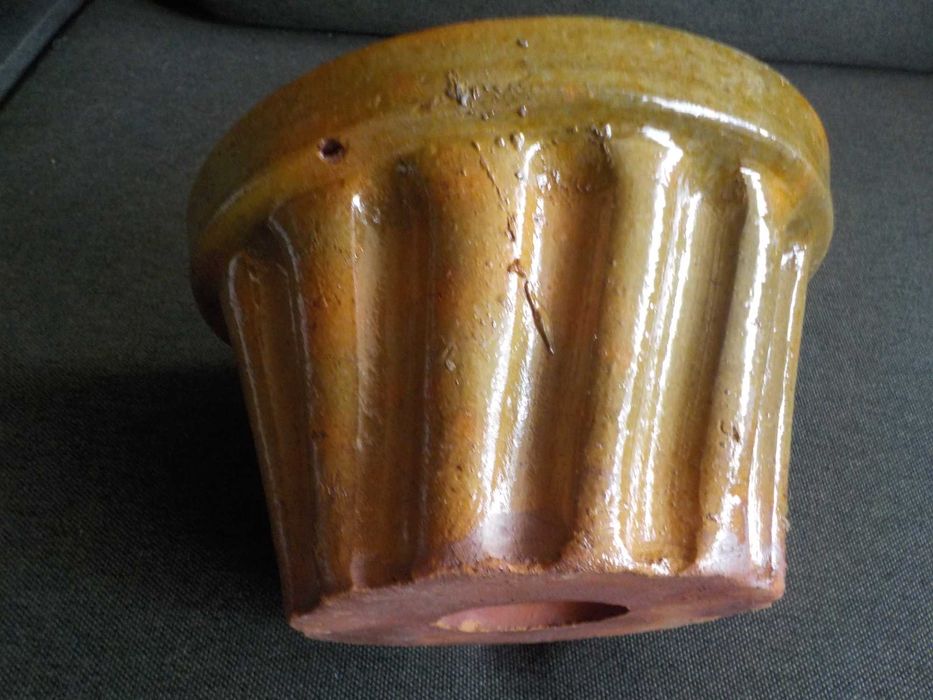 stara ceramiczna forma do pieczenia bab świątecznych