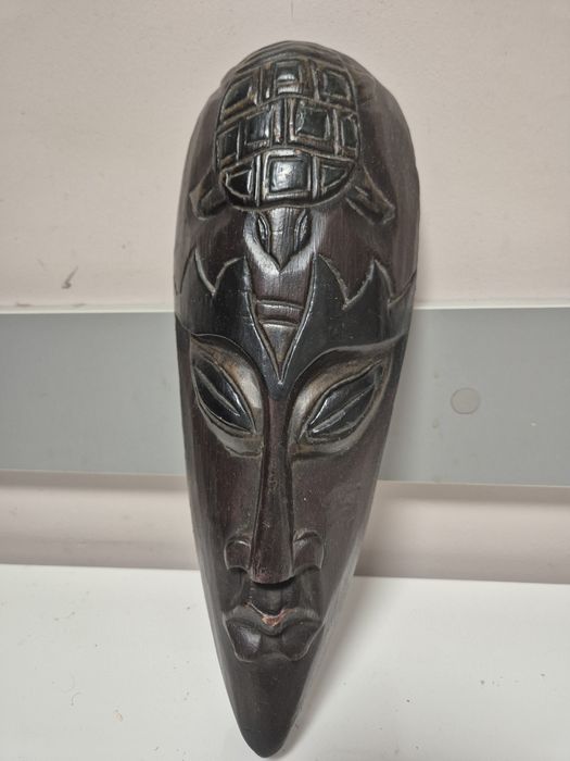 Stara maska drewniana ozdoba