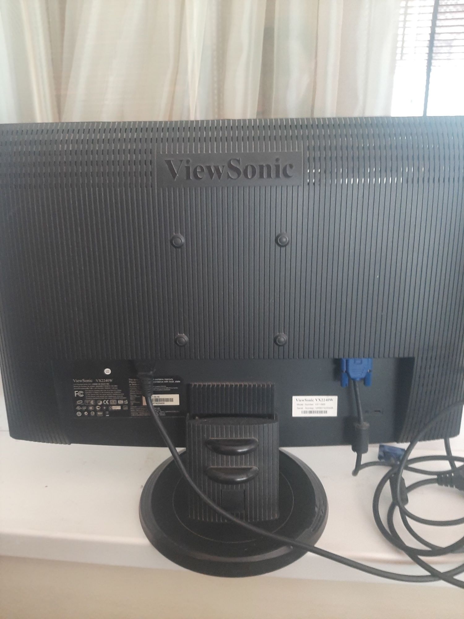 Монитор ViewSonic VX2240W 22 дюймовый