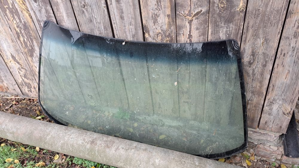 Лобове скло мазда 626 жд mazda gd