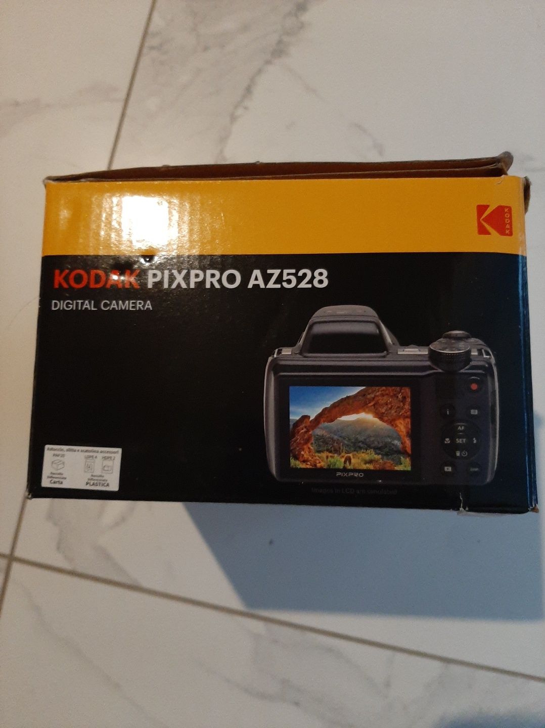 Продам фотоапарат  KODAK  AZ528