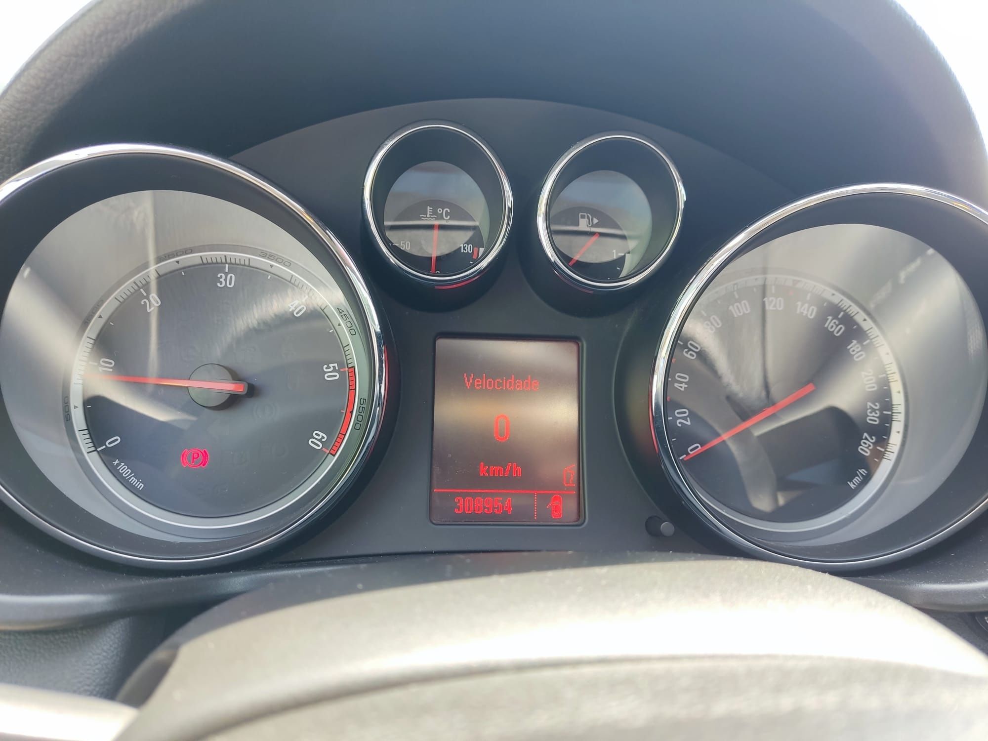Opel Insignia 2.0 160