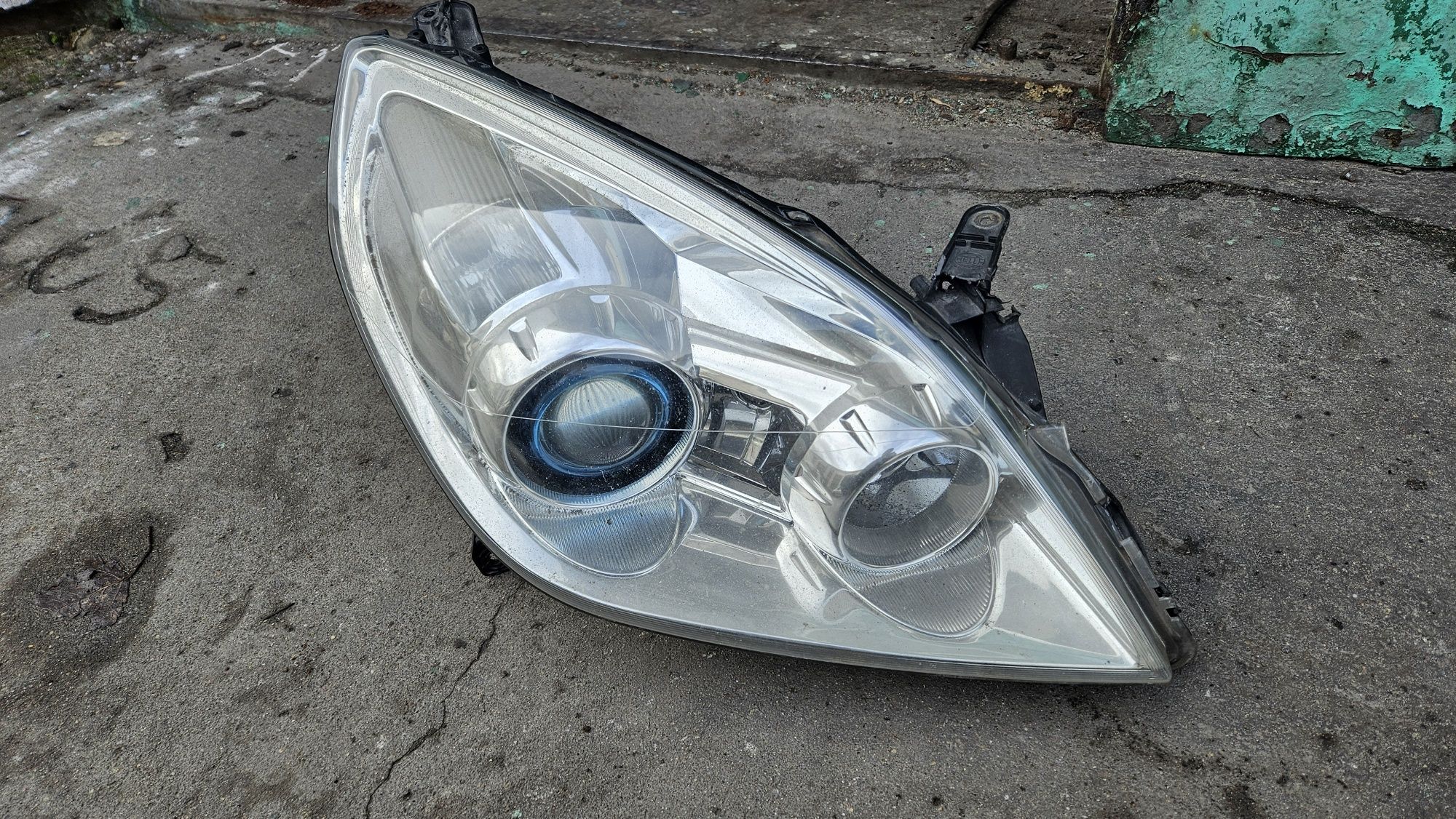 Lampa prawa bixenon skretny prawy opel vectra c signum lift po lifcie