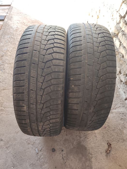 Пара зимових шин 225/60/17