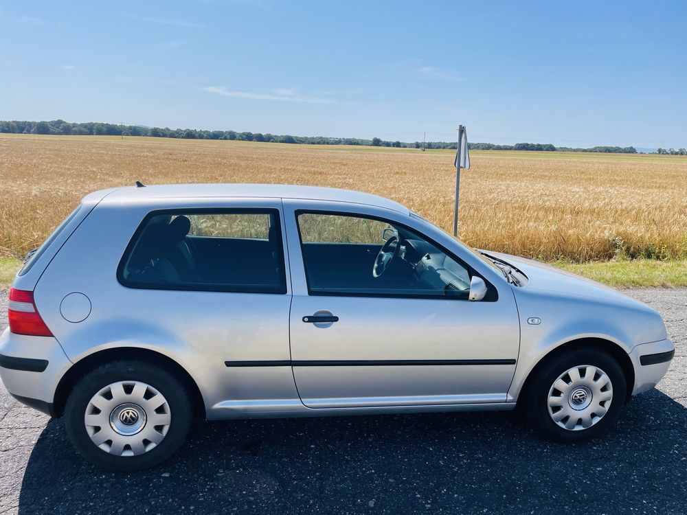 Golf IV 2003 1,4 bezyna klima