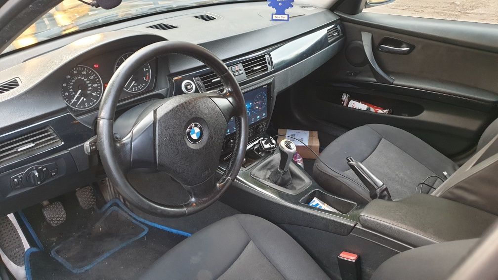 Sprzedam BMW E90 2.0i