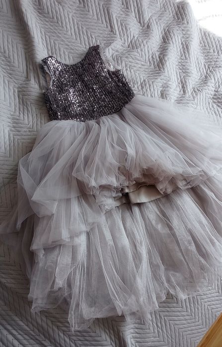 Пишна сукня,ОРЕНДА,плаття на дівчинку