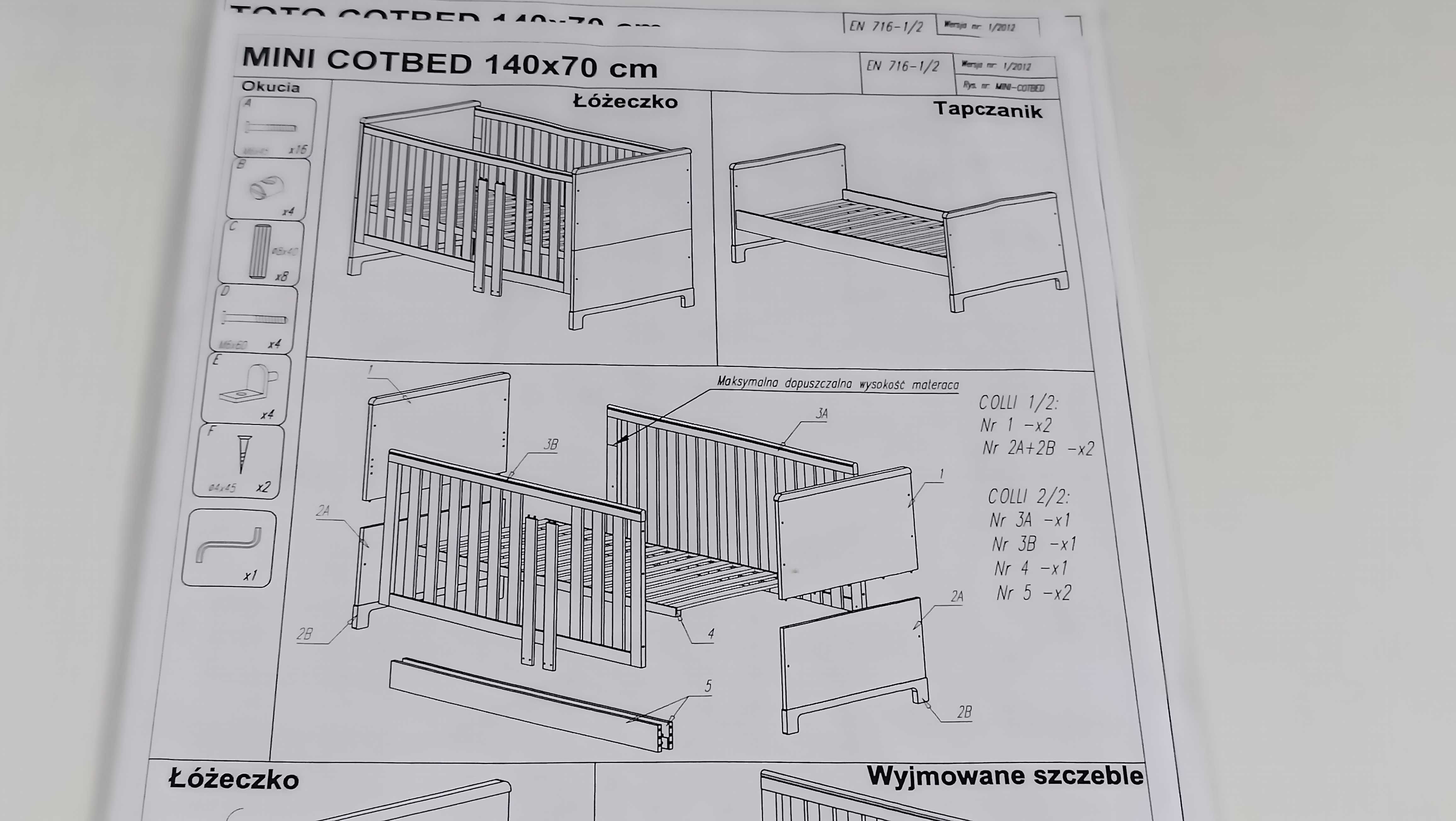 Pinio Mini,  2 w 1, łóżeczko - tapczanik, 140x70 cm + materac Hilding