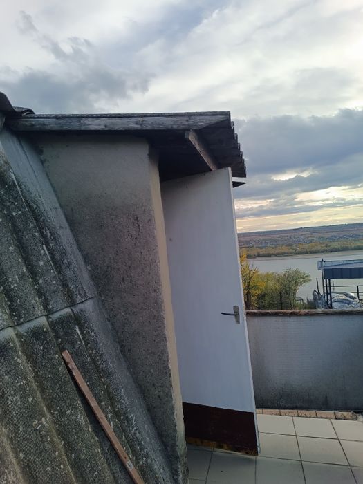 Продається дачний будинок