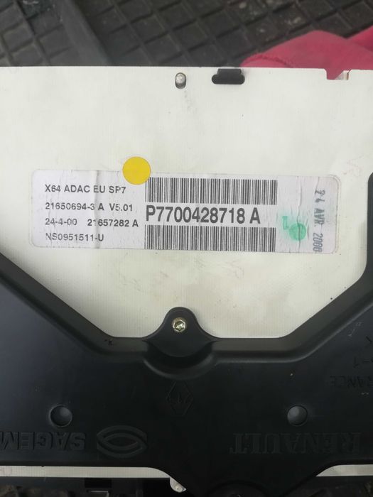 Приборна панель Разборка Scenic RX4 Розборка вантажівок грузовиков