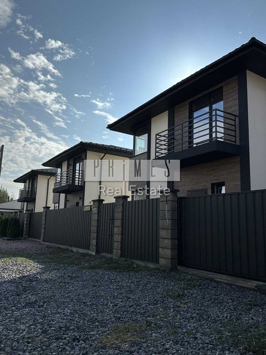 Продаж 4к будинку з дизайнерським ремонтом, Буча