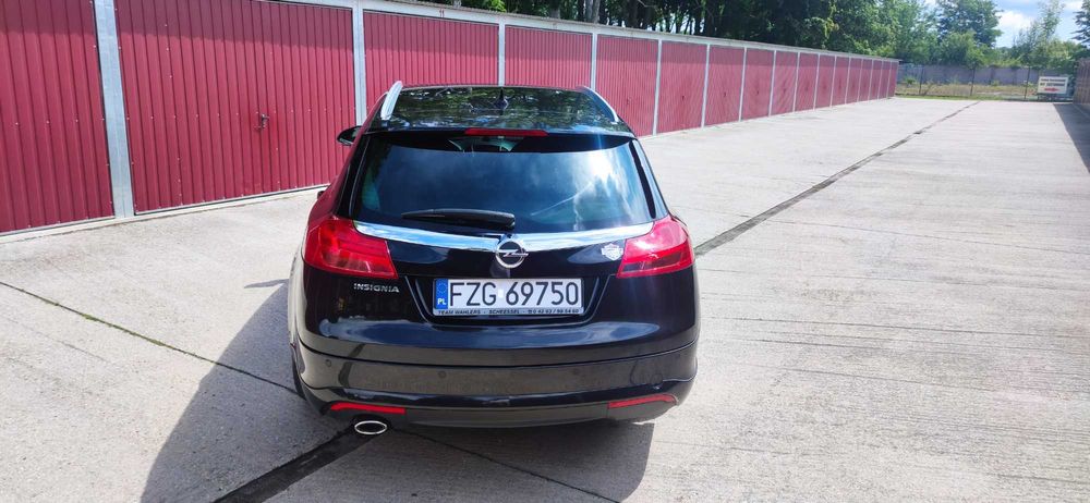 Opel Insignia - wersja Sports Tourer. Bogate wnętrze! Fotele Recaro