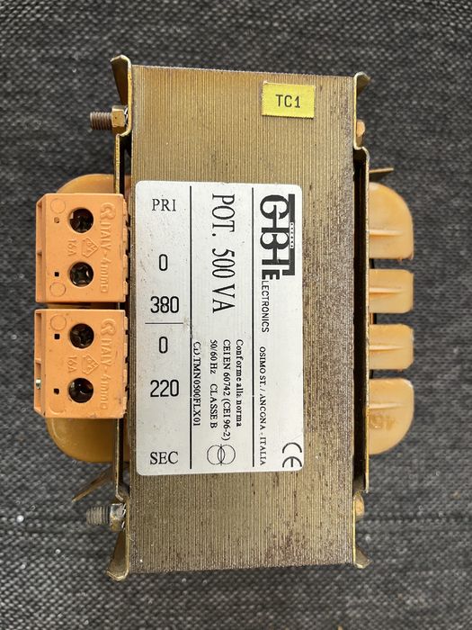 Transformador 380V-220V