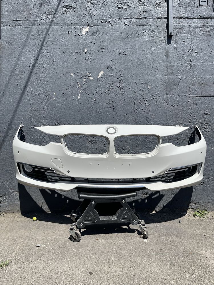 Бампер передний BMW f30