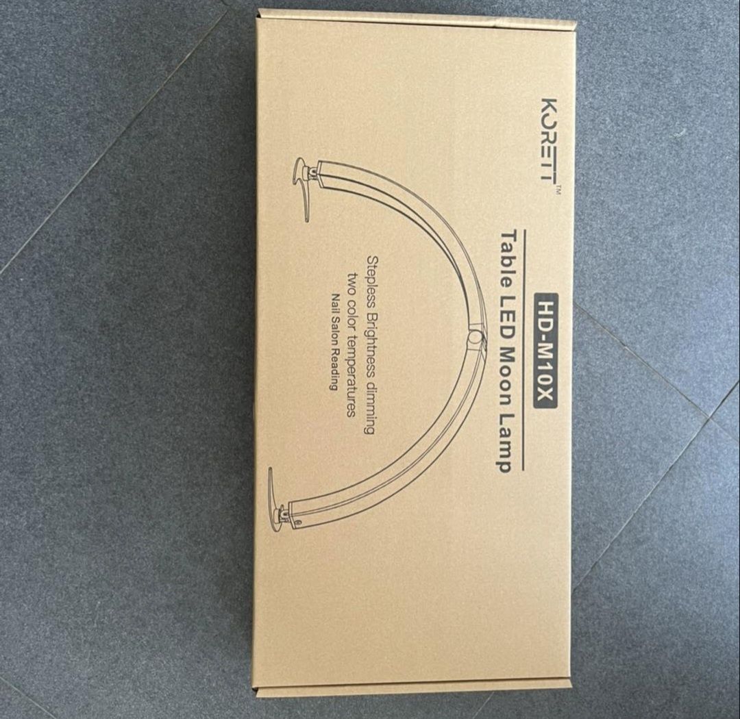 Nowa lampa do paznokci