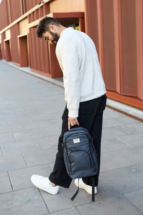 Plecak torba mały bagaż pojemny do samolotu kabinówka lotnicza wakacje