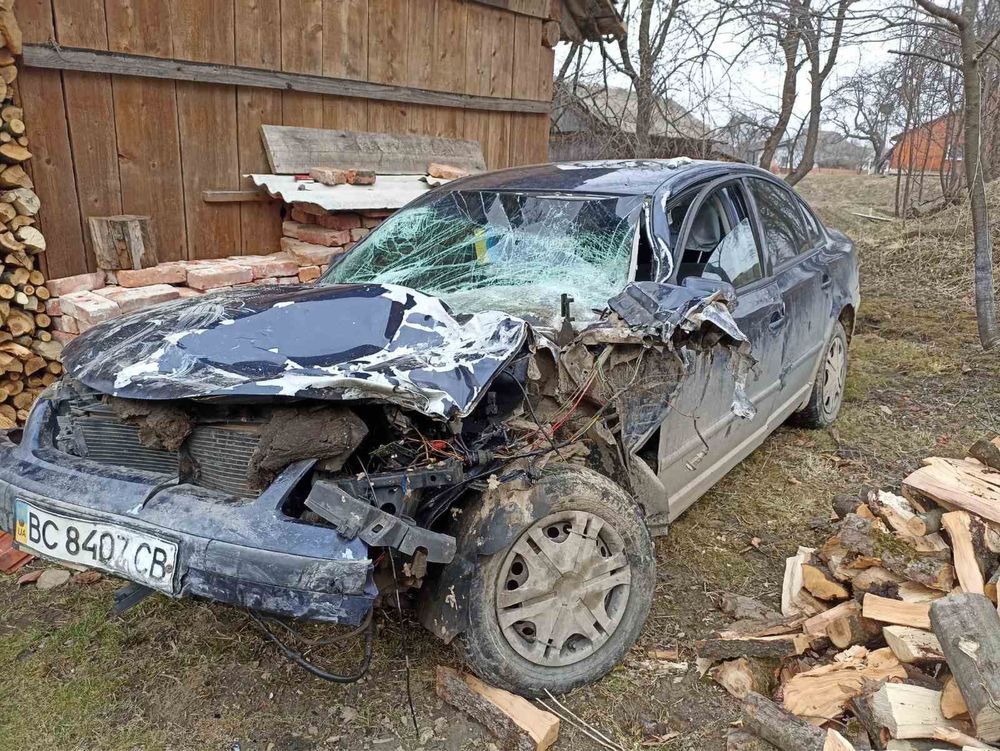 Passat b5  після дтп